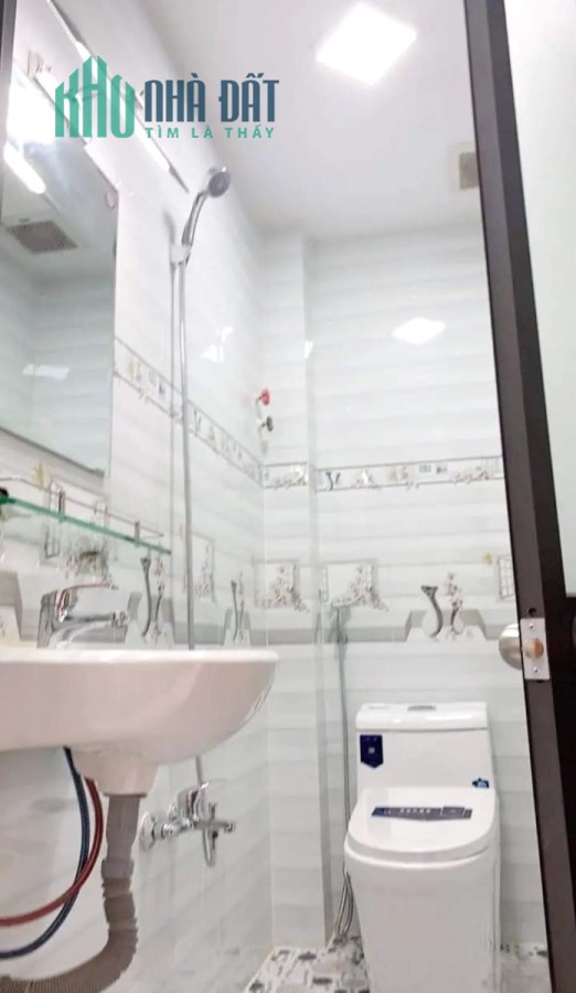 Cho thuê NNC MT Hưng Phú P9Q8. Giá 15 triệu/tháng