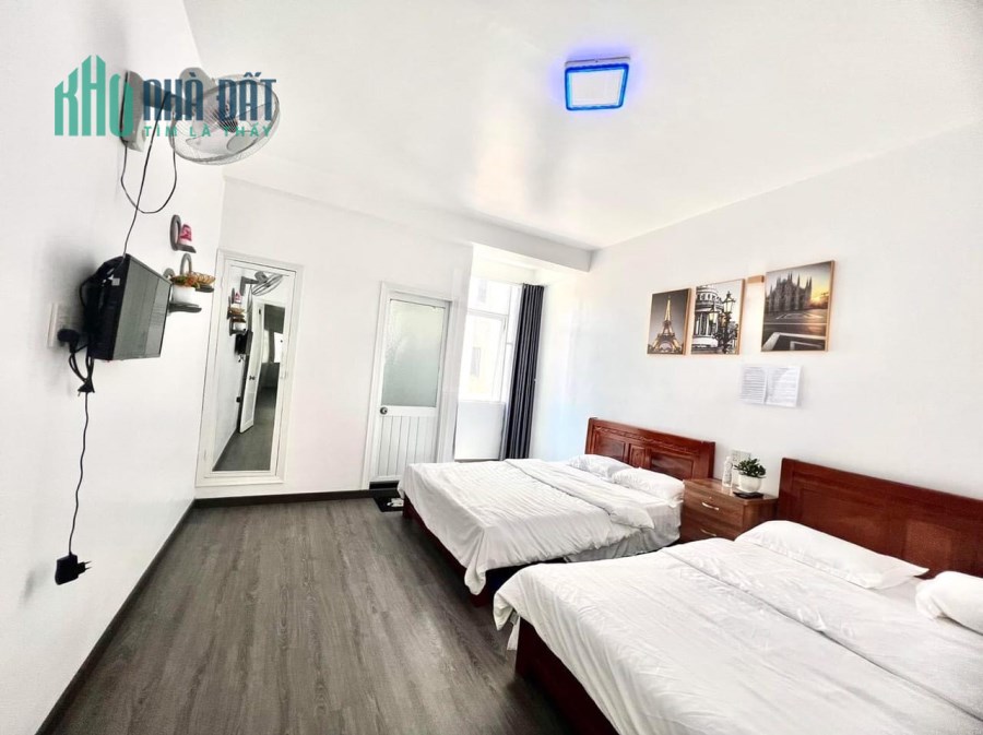 Giải quyết công việc cần bán trong tháng 08/2023 Căn Khách Sạn đẹp ngay trung tâm