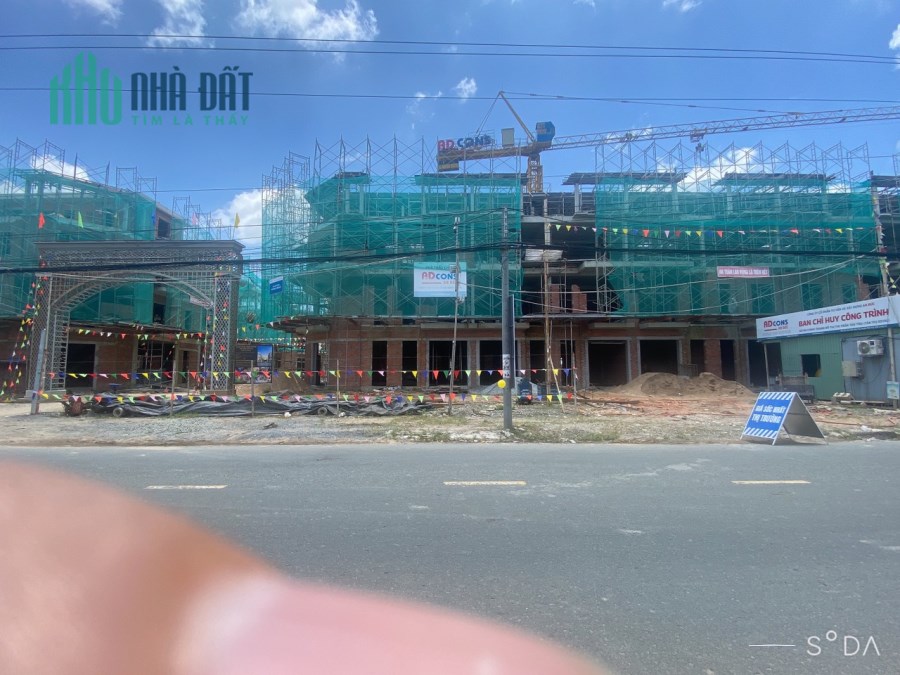 TÂN TRỤ ROYAL NHÀ PHỐ THỜI THƯỢNG