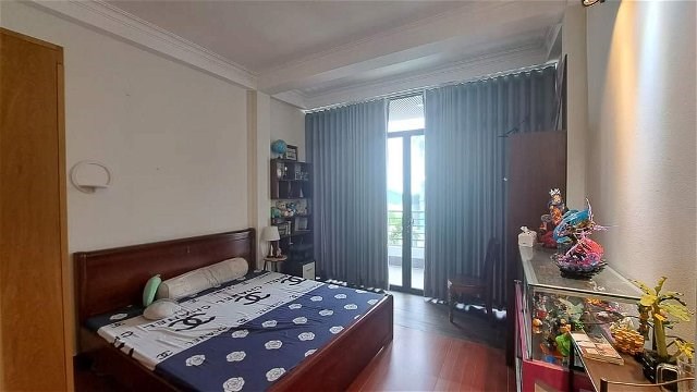 BÁN NHÀ  Nguyễn Xuân Khoát  ngõ thông gần ngoại giao đoàn 55 M 5TẦNG 5.2TỶ