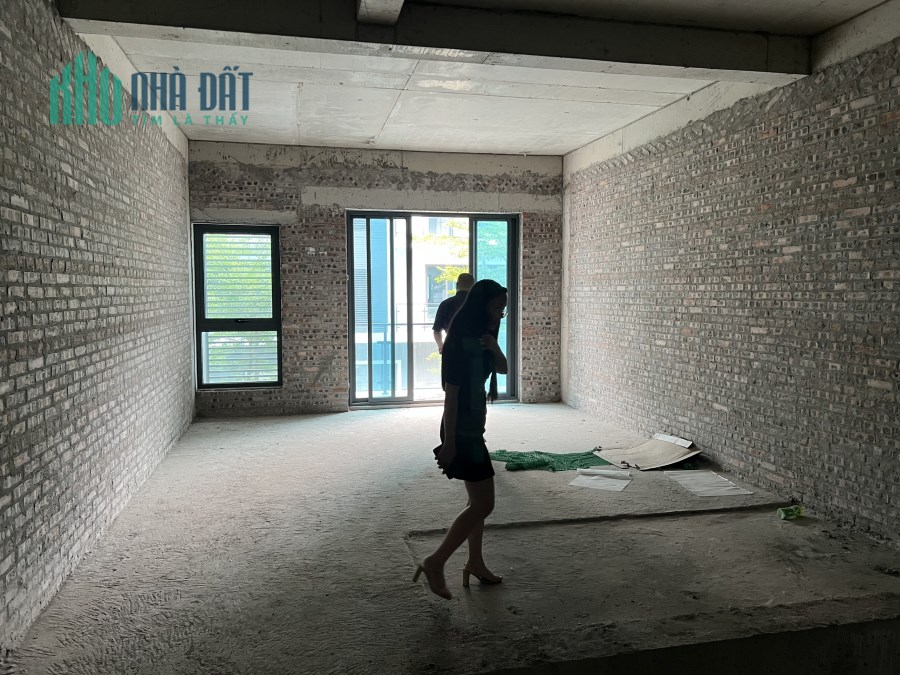 Suất ngoại giao liền kề Phú Diễn giá rẻ hơn trhij trường