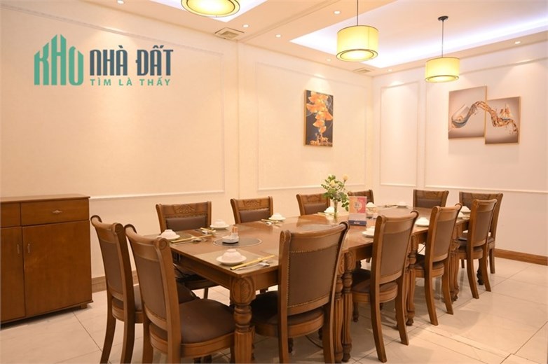Sang nhà hàng mặt tiền Lý Phục Man, P.Bình Thuận