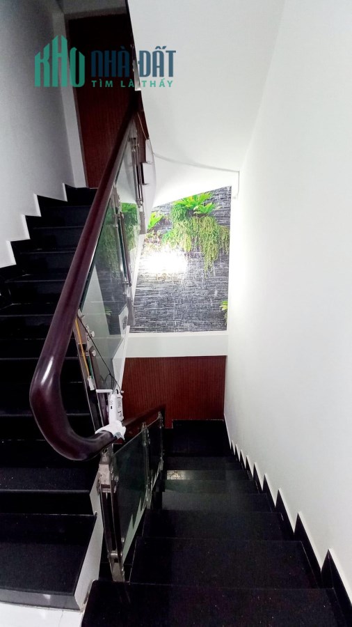 BÁN GẤP MẶT TIỀN KINH DOANH NGUYỄN CÔNG TRỨ, QUẬN 01, 72M2, 3 TẦNG SIÊU HIẾM