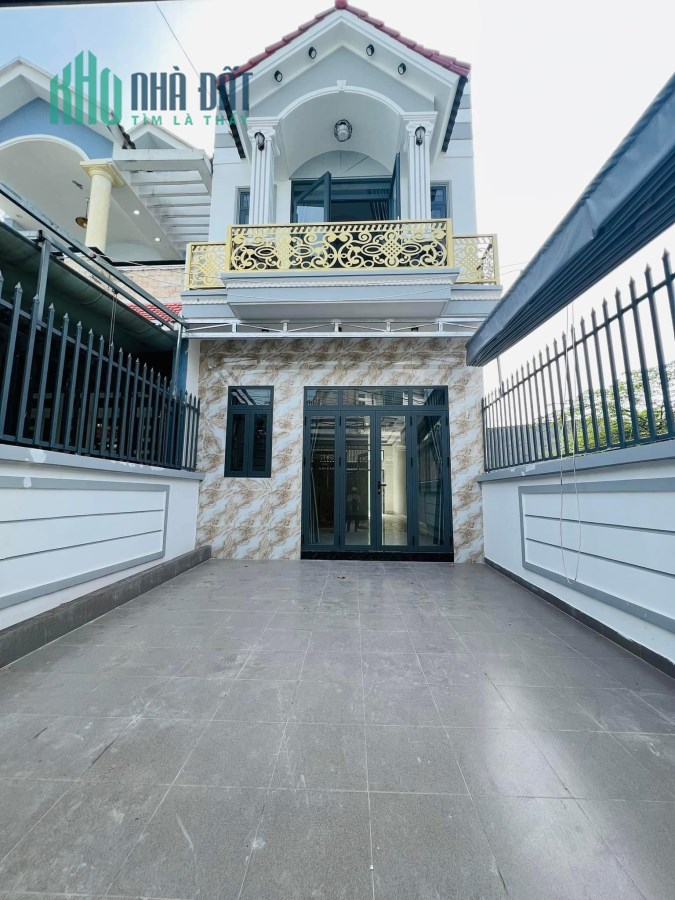 Bán Lầu mái thái gần chợ phú thọ p.Trảng Dài hạ 300tr còn 3T450 sổ riêng thổ cư sân trc 6m ô tô sân