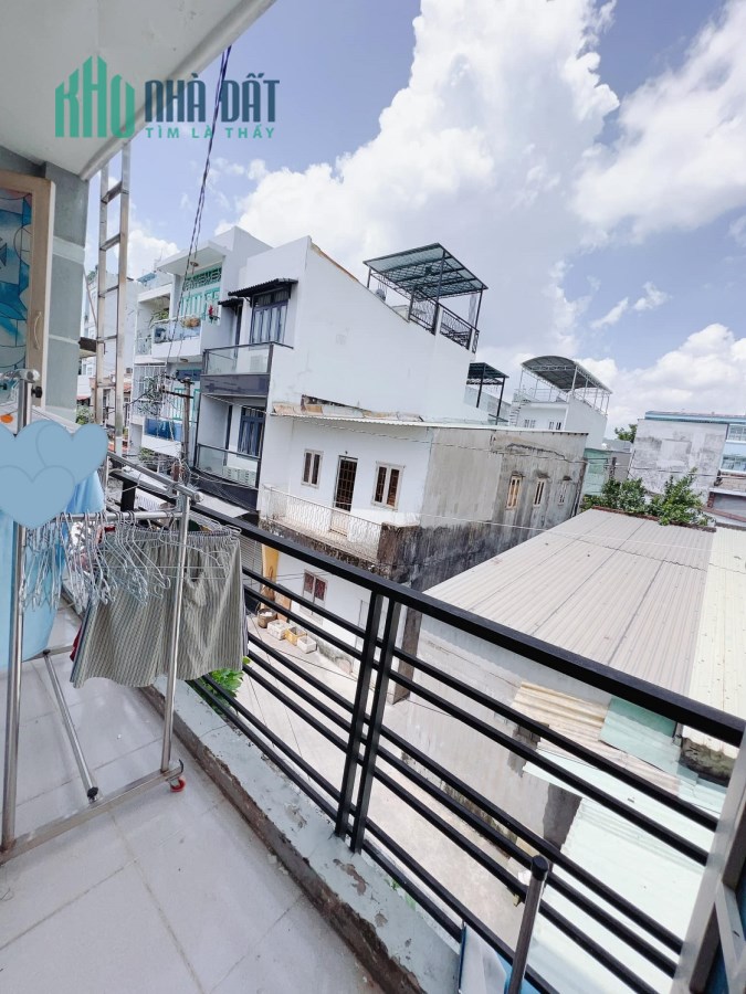 Bán nhà 3 tầng 2PN, 28m2, Hẻm xe hơi, Trần Văn Cẩn, Tân Phú, chỉ 2.95 tỷ TL
