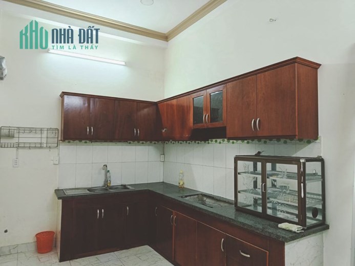 Cho thuê nhà nguyên căn, tiện để ở kết hợp mở VP.