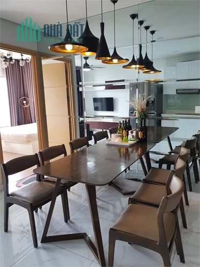 Căn hộ An Gia SKyline Block A tầng cao, giá 14 triệu.