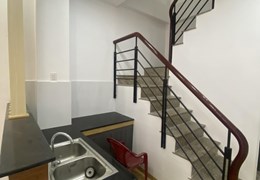 Nhà Nguyễn Tri Phương trung tâm Quận 10, căn góc 30m2, nhà đẹp ở ngay, mở Spa, Văn phomgf, bán hàng