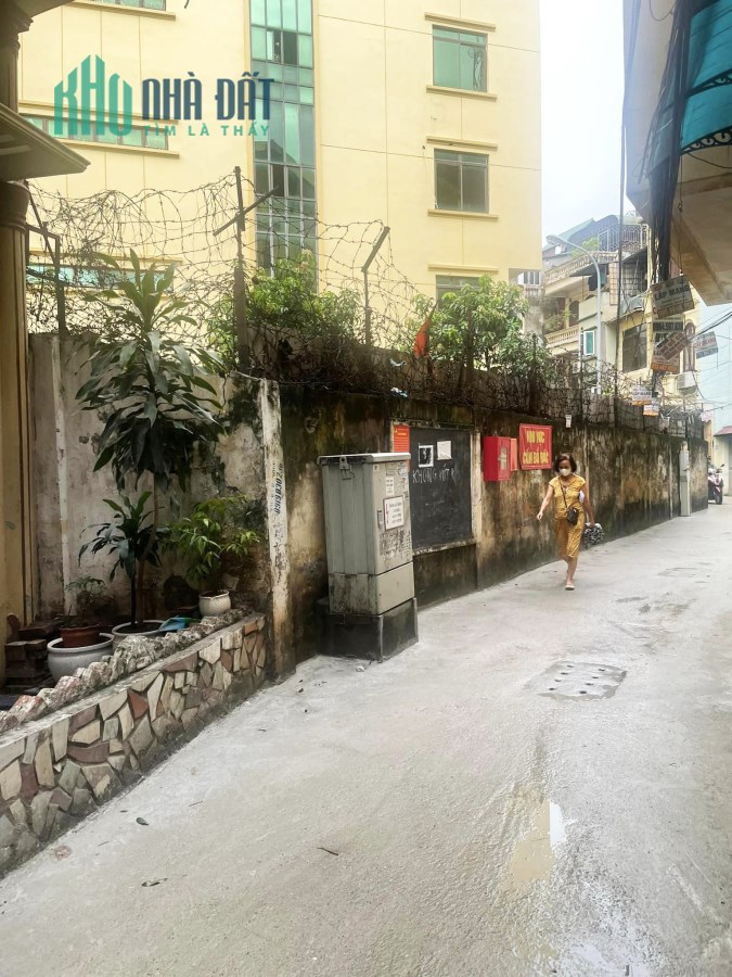 Bán Gấp Nhà 2 Mặt Thoáng Ô tô Đỗ Cửa Phố An Trạch giá chỉ 3,95 tỷ, 30mx4 tầng