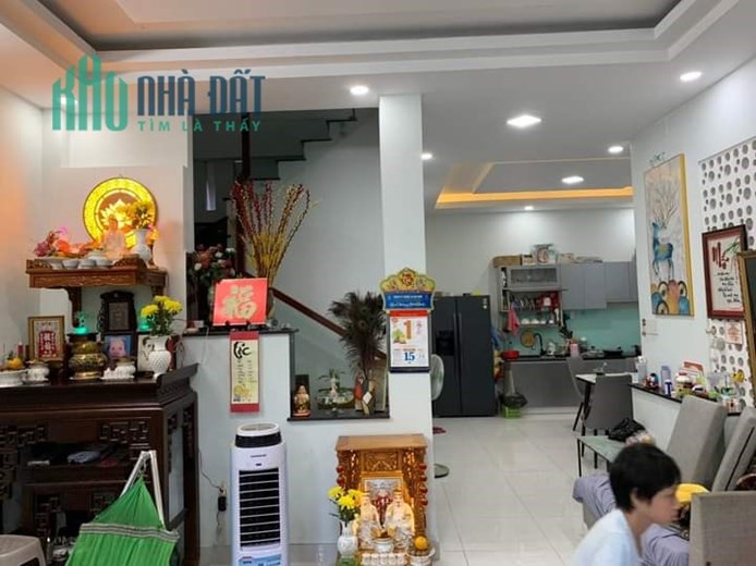 Nhà 4 tầng 81m2 ngang 7m dài 11m hẻm 1 sec Lê Đình Cẩn giá 4 tỷ 650 tr