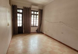 Cho thuê nhà nguyên căn, CHDV, Nguyễn Phong Sắc, 63m2, 5T, 6P, 20 tr.