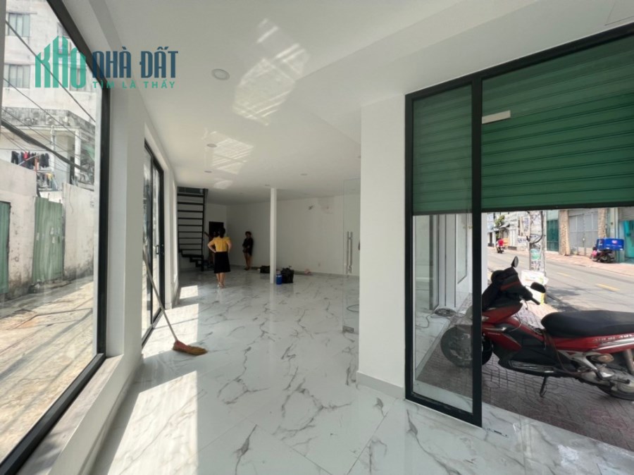 BÁN NHÀ PHÚ NHUẬN MẶT TIỀN 66M2 VIP KINH DOANH NGANG 7M NGUYỄN TRỌNG TUYỂN 9.9 TỶ.