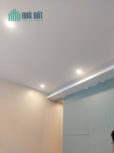 Em chuyên sơn sửa nhà khu vực Hà Nội anh chị nào có nhu cầu alo e !