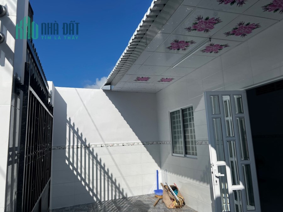 NHÀ ĐẸP - GIÁ ƯU ĐÃI Cần Bán Nhanh Tại Phường Phú Khương, TP Bến Tre