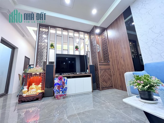 VỊ TRÍ ĐẸP - GIÁ TỐT - Chính Chủ Cần Bán Nhanh Biệt Thự Tại Phú Quốc - Kiên Giang
