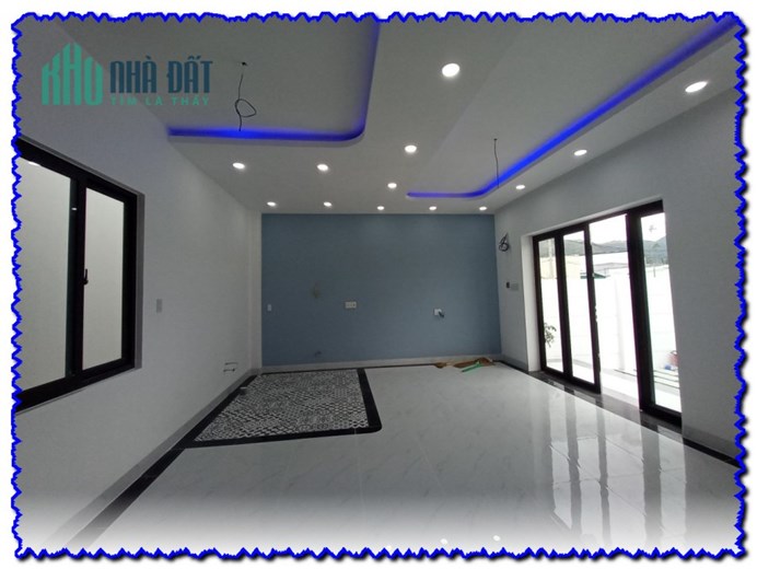 Bán nhà biệt thự 2 tầng ở Vĩnh Trung chỉ 2 tỷ 250tr