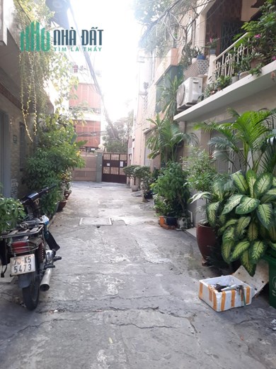 NHÀ NHỈNH 5 TỶ GẦN NGÃ TƯ HÀNG XANH, NỞ HẬU TÀI LỘC ,VÀI PHÚT SANG QUẬN 1.