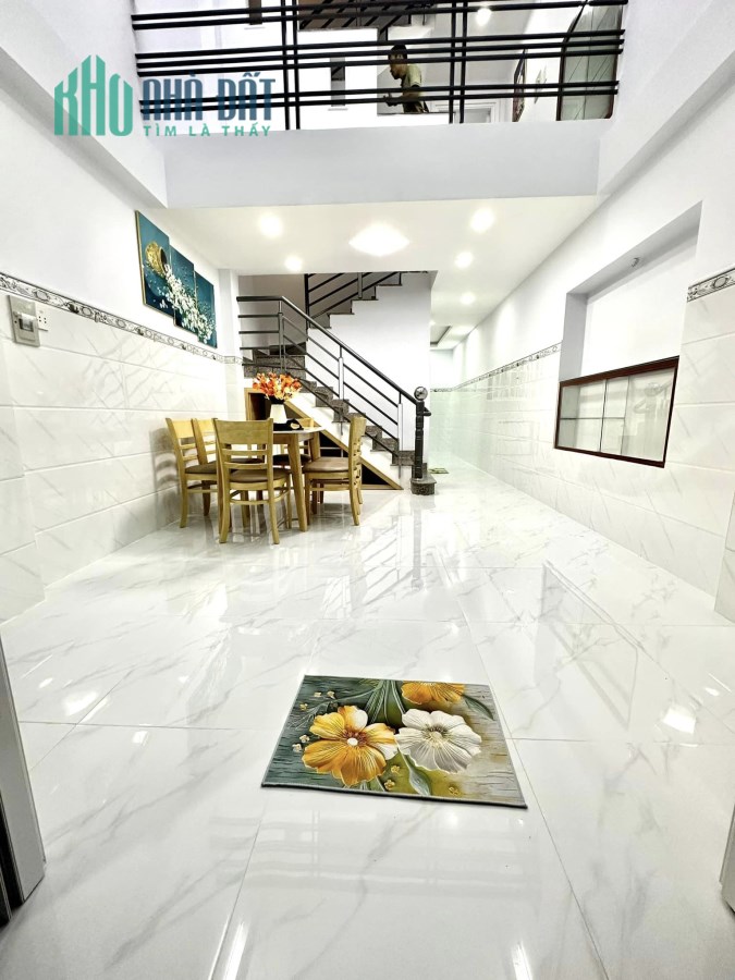 NHỈNH 6 TỶ NHÀ ĐẸP 4 TẦNG HẺM ÔTÔ - KHU VIP DÂN TRÍ CAO 20M RA MẶT TIỀN CHU VĂN AN