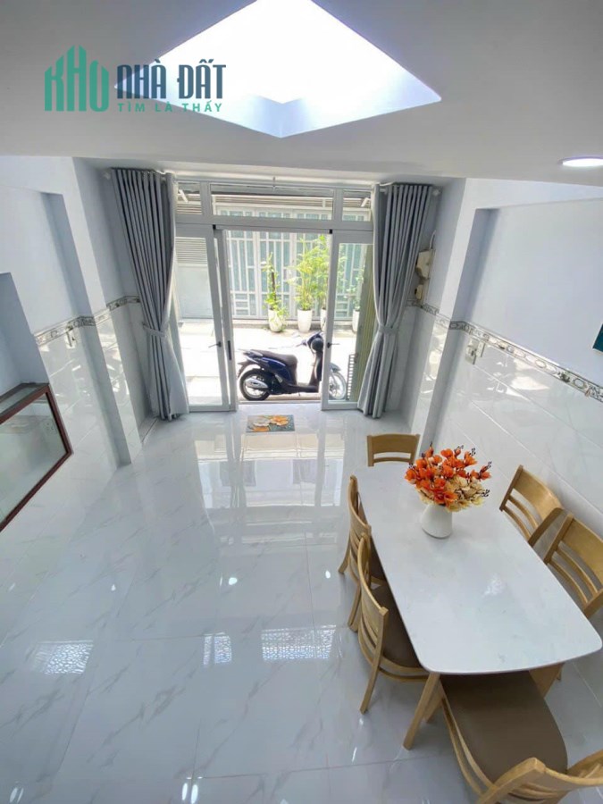 NHỈNH 6 TỶ NHÀ ĐẸP 4 TẦNG HẺM ÔTÔ - KHU VIP DÂN TRÍ CAO 20M RA MẶT TIỀN CHU VĂN AN