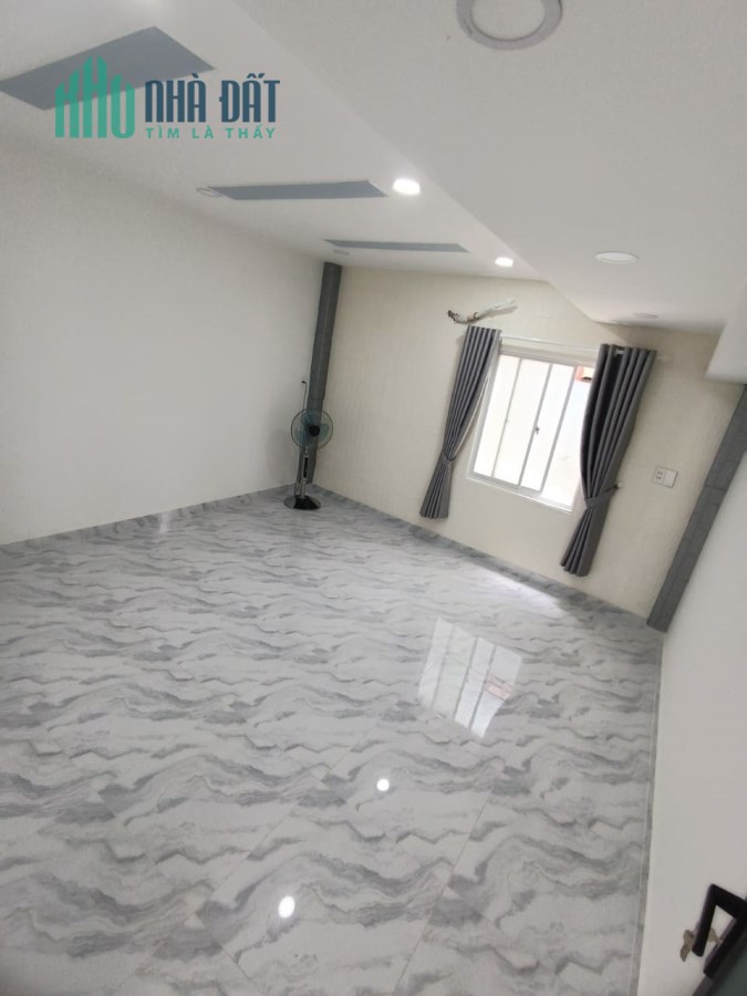Bán gấp nhà 2 tầng 100m2 Hoà Bình Tân Phú chỉ 6,9 tỷ.