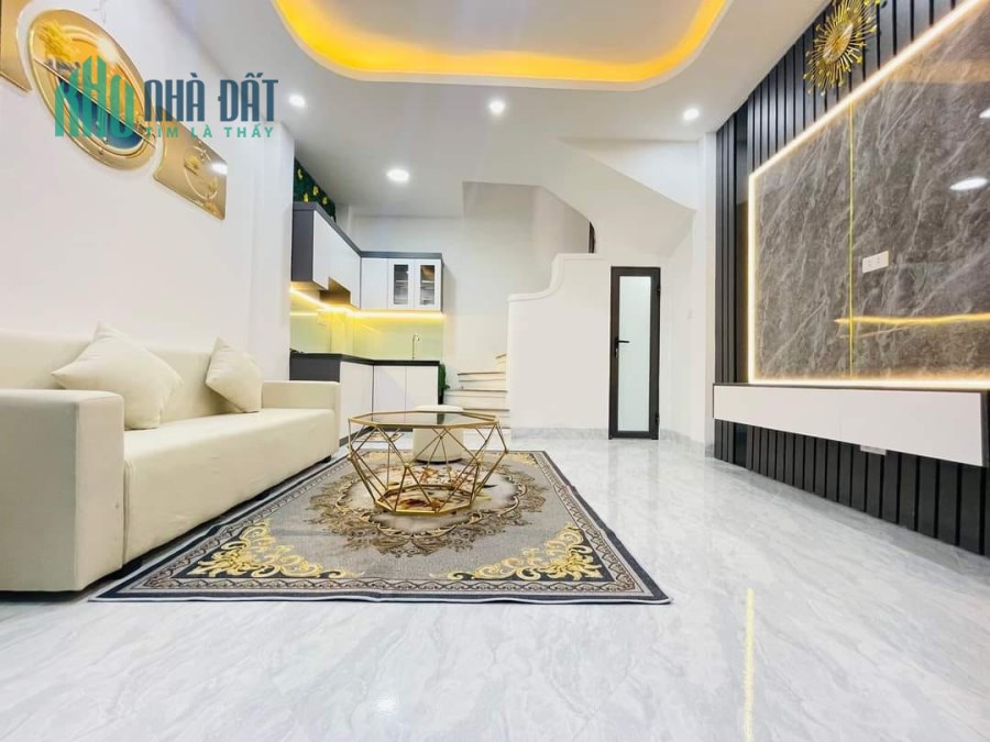 VÀO VIỆC !!! Nhỏ tiền TT Yên Hòa, Cầu Giấy, 28m2  Chỉ Nhỉnh 3 Tỷ thôi