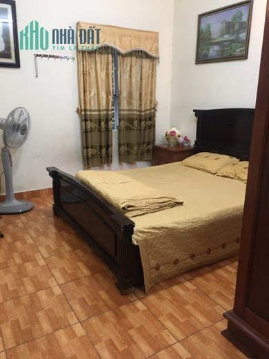 Bán nhà phố Thiên Lôi, 49m 3 tầng GIÁ 2.35 tỉ độc lập sân cổng riêng