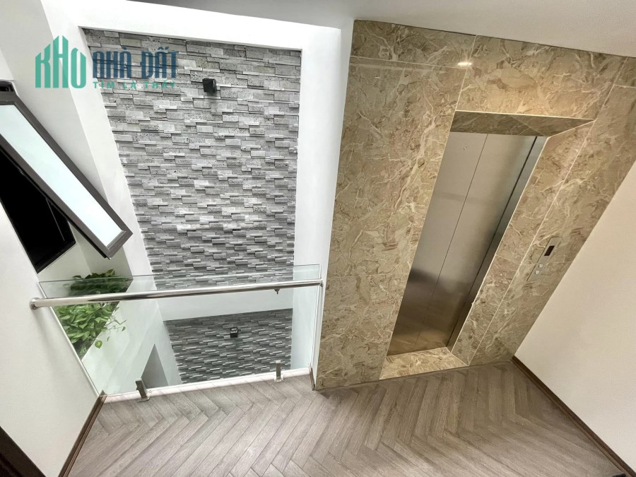 Bán nhà 78m2 phố Nghi Tàm, Tây Hồ Thang máy 8 ngủ Dòng tiền 9.5 Tỷ
