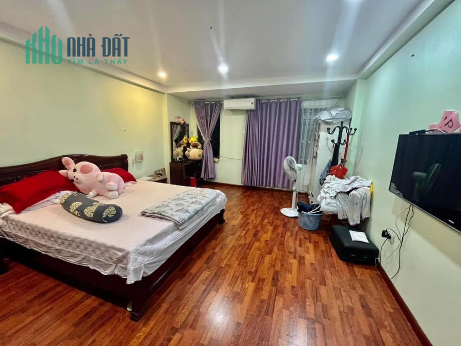 Hiếm: Vũ Trọng Phụng, gần phố, ngõ thông kinh doanh, chỉ hơn 4 tỷ