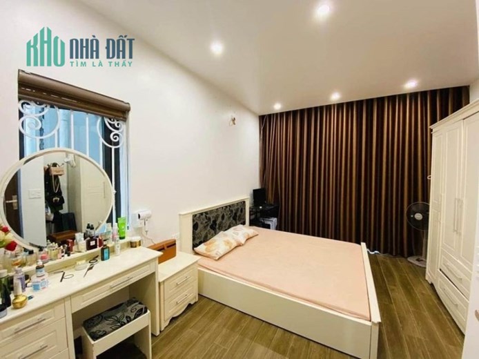 Bán nhà khu phân lô 654 Ngô Gia Tự, diện tích 75m 3 tầng GIÁ 6.3 tỉ