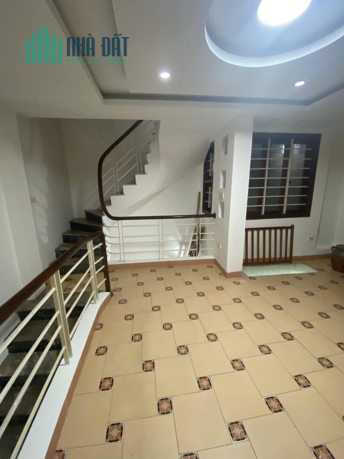 BÀ CHỊ HỌ CẦN BÁN NHÀ THỊNH QUANG 6T DIỆN TÍCH SỬ DỤNG 28M CHÀO 3TY25