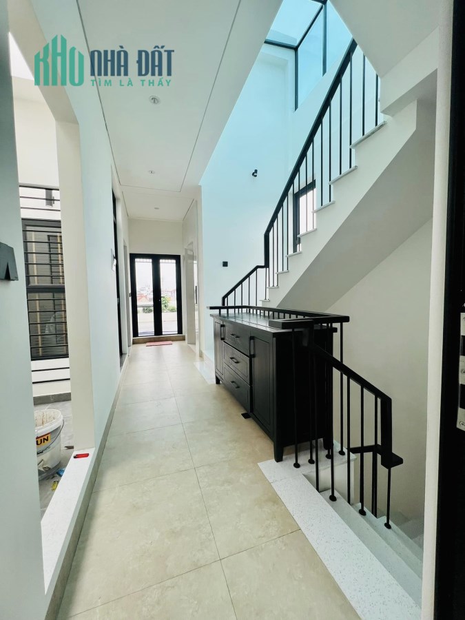 Bán nhà 73m2 phố Nghi Tàm, Tây Hồ Gara Ô tô 7 chỗ 8 ngủ Dòng tiền ổn 9.1 Tỷ