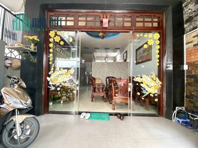 Bán Nhà Mặt Phố Đường Phú Thọ Hòa Quận Tân Phú, Trung Tâm Của Quận TP, 70m2x4 Tầng, Không QH, Không