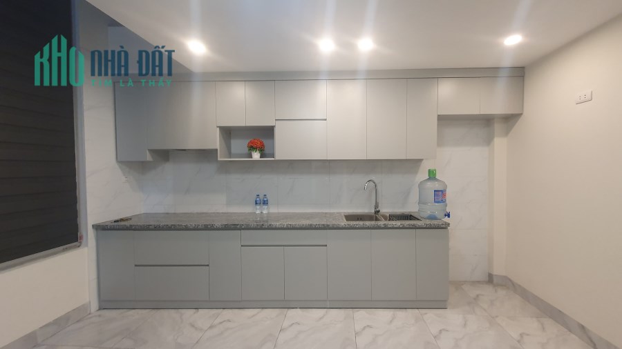 CHỦ XÂY TÂM HUYẾT BÁN NHÀ PHỐ TRẠM – LÔ GÓC Ô TÔ ĐỖ CỔNG – 35M2 X 5 TẦNG XÂY MỚI – GIÁ NHÔ 3 TỶ