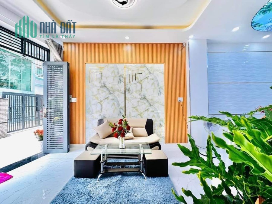 Bán Nhà Phạm Văn Đồng Gò Vấp 2 Tầng Mới Đẹp 3 Tỷ 4