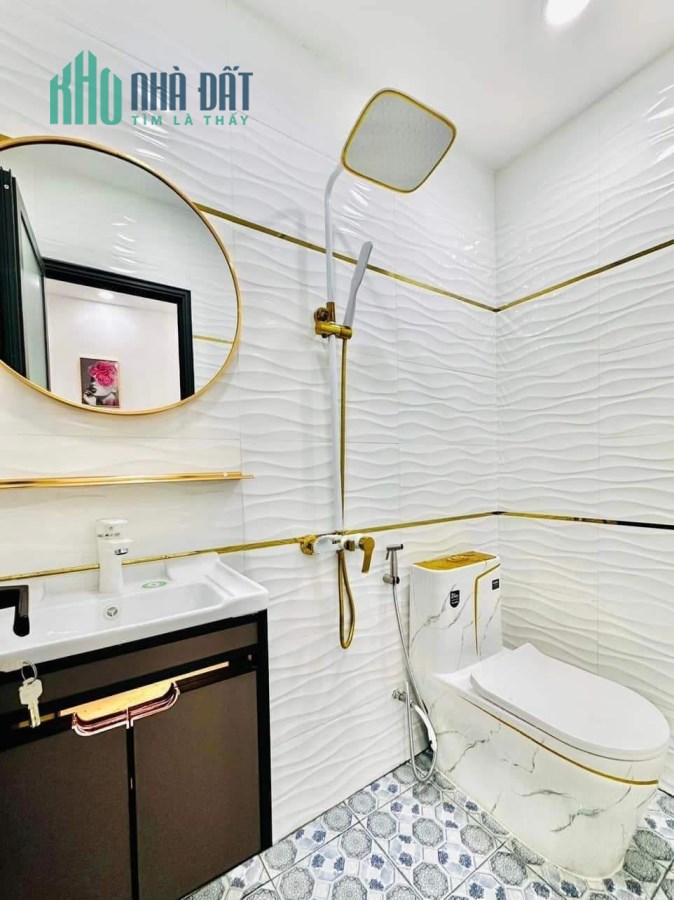 Bán Nhà Phạm Văn Đồng Gò Vấp 2 Tầng Mới Đẹp 3 Tỷ 4