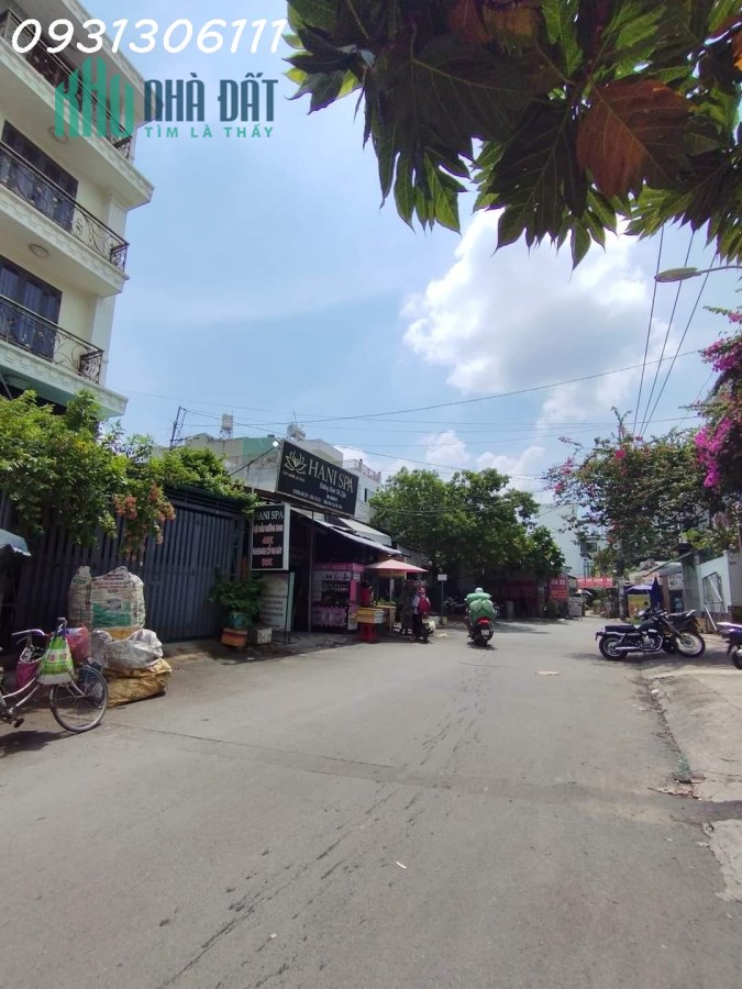 Nhà mặt phố kinh doanh đường số 6 Hiệp Bình Chánh Thủ Đức 64 m2 đất