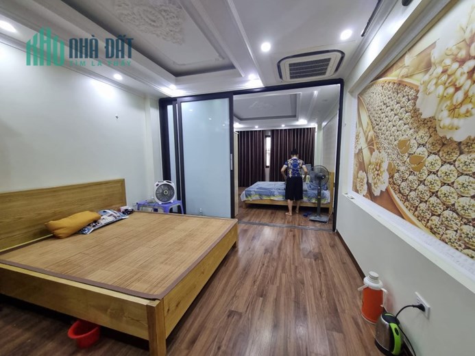 Bán nhà 72m2 phố Nghi Tàm, Tây Hồ Gara 2 Ô tô 8 ngủ Dòng tiền khủng 9.1 Tỷ