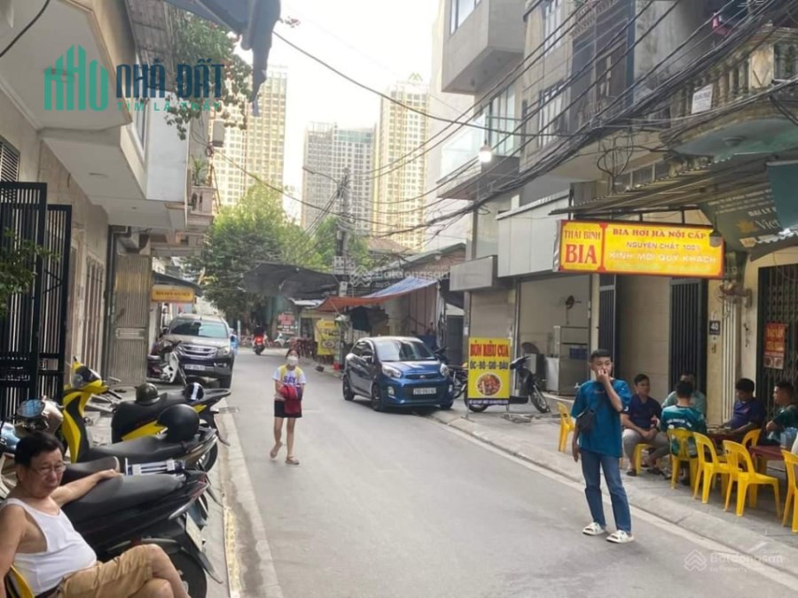 bán nhà phân lô ngõ 214 Nguyễn Xiển dt 52m2 giá 10,6 tỷ