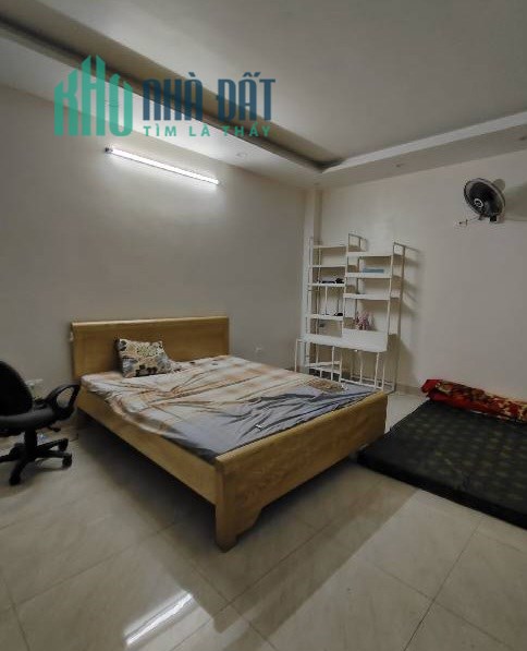 HIẾM CẦU GIẤY – 5 TẦNG -  DÂN XÂY CHẮC CHẮN – GẦN PHỐ - KINH DOANH – 55M2, 6.5 TỶ