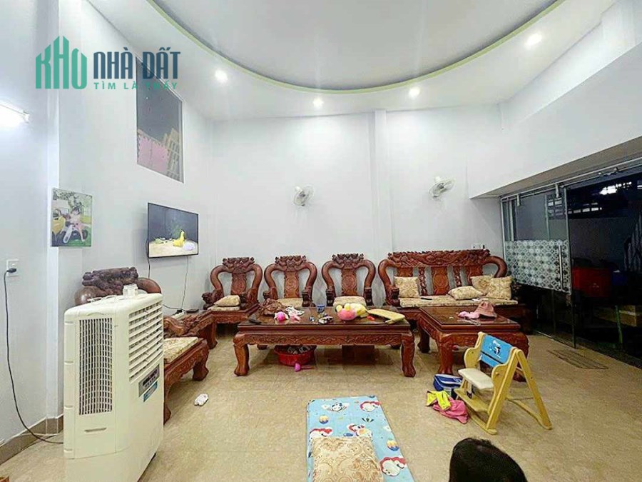 Bán nhà góc 2 mặt tiền kinh doanh Thới An, Quận 12, 6x10m, 2 tầng, nhỉnh 5 Tỷ