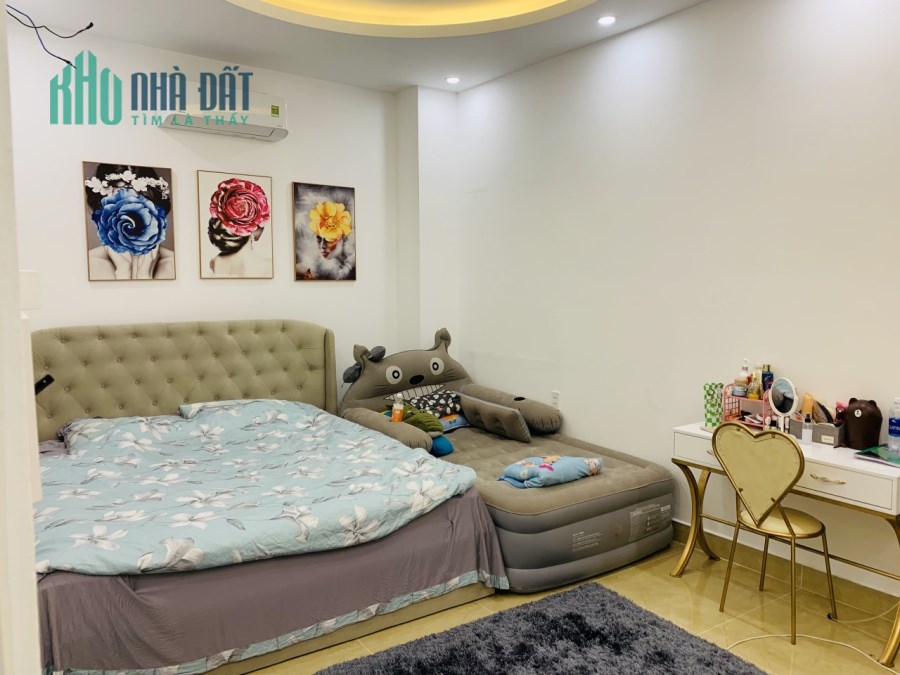 Bán nhà góc 2 mặt tiền kinh doanh Thới An, Quận 12, 6x10m, 2 tầng, nhỉnh 5 Tỷ