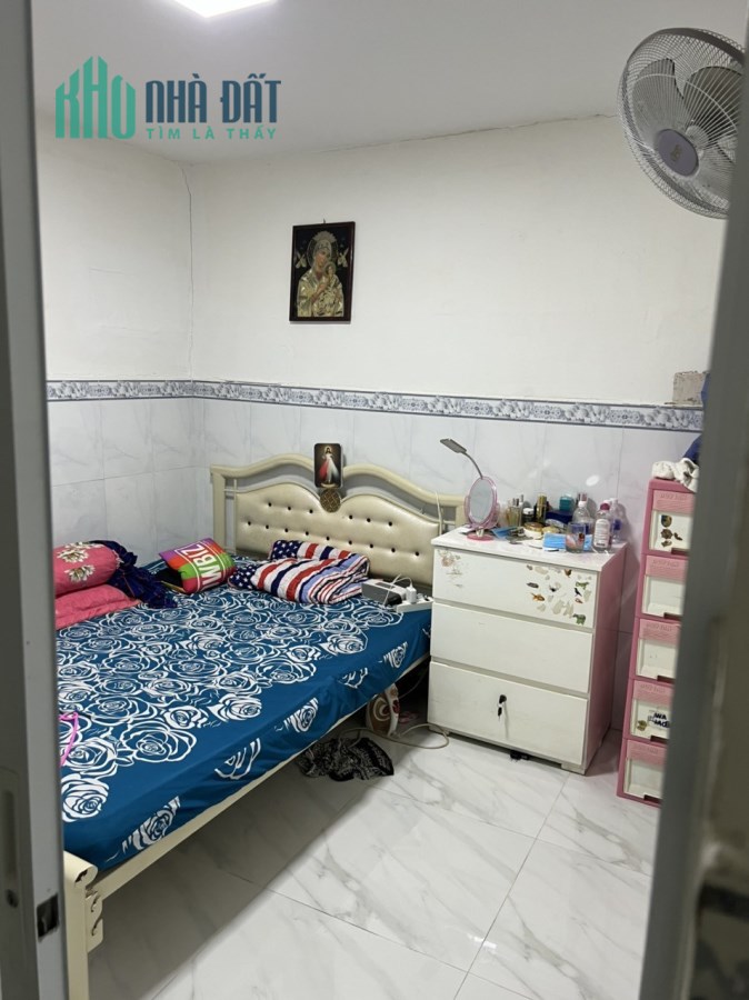 Bán gấp nhà Phường 15, Bình Thạnh, chỉ 50t/m2. 84m2,