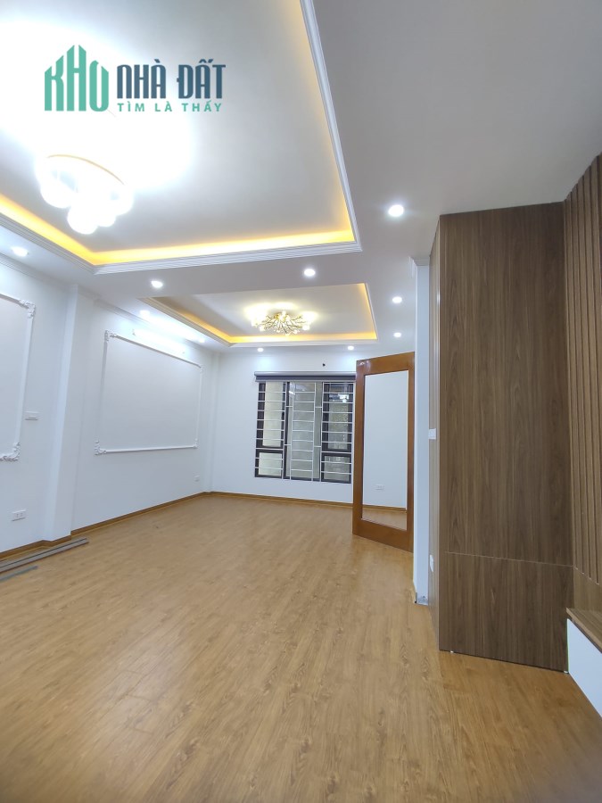 Bán nhà riêng Hoàng Ngân Thanh Xuân 42m 6T 4 ngủ MT4.5m nhà đẹp ở ngay  mặt ngõ thông KD nhỉnh 5 tỷ