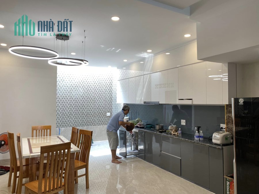 Bán Gấp Nhà Riêng HXH  Linh Trung, Thủ Đức, DT 80M, Giá Nhỉnh 6 Tỷ, SHR Chính Chủ Sang Tên Ngay