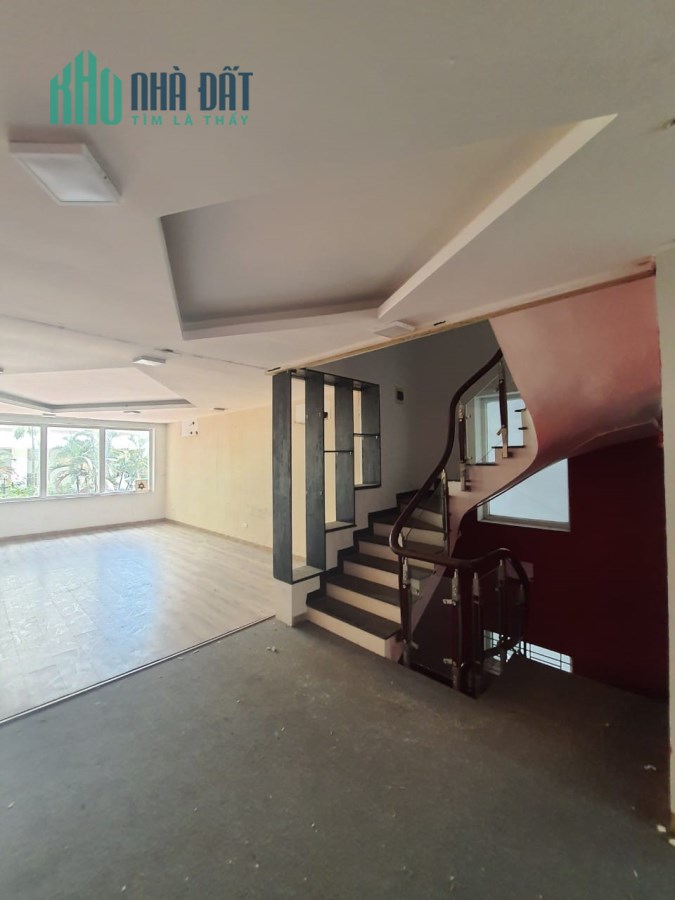 Bán biệt thự song lập 150m2, nhìn vào chung cư, kinh doanh tốt