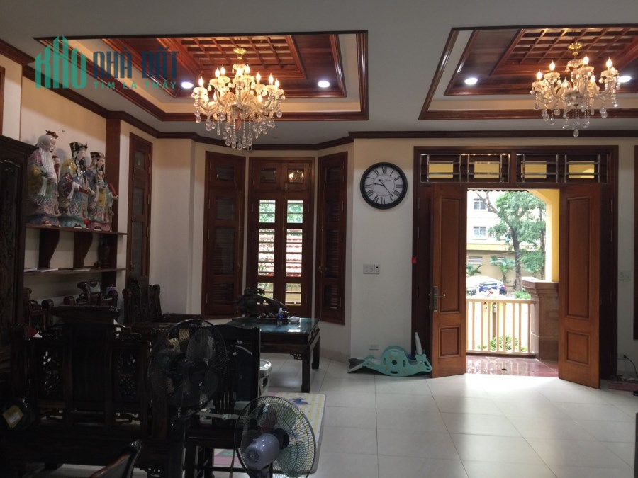 Biệt thự đẹp VIP gần Bộ Ngoại Giao Mễ Trì, 200m2, 5 tầng