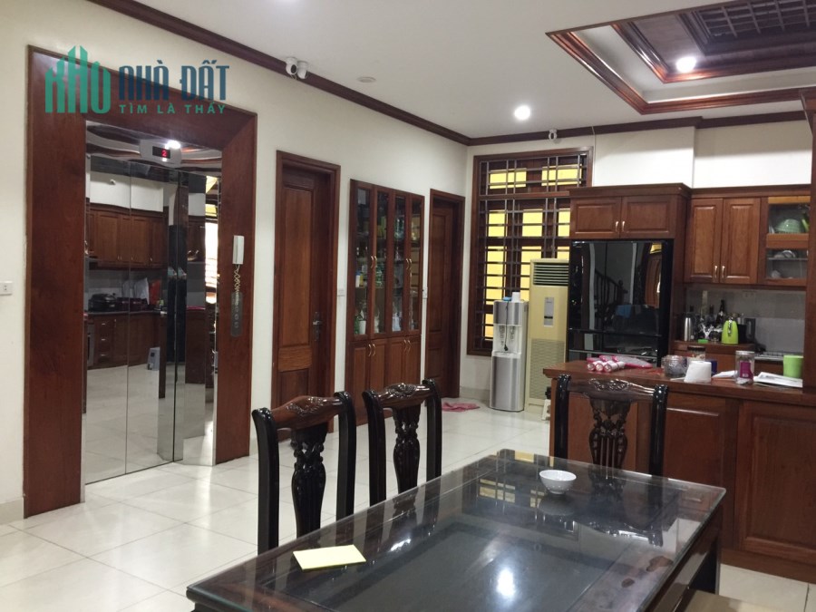 Biệt thự đẹp VIP gần Bộ Ngoại Giao Mễ Trì, 200m2, 5 tầng