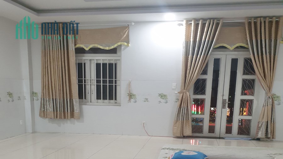 Bán nhà M.Tiền Hà Huy Giáp Quận 12, 5 tầng, Ngan lớn 6m, giá giảm còn 11 tỷ
