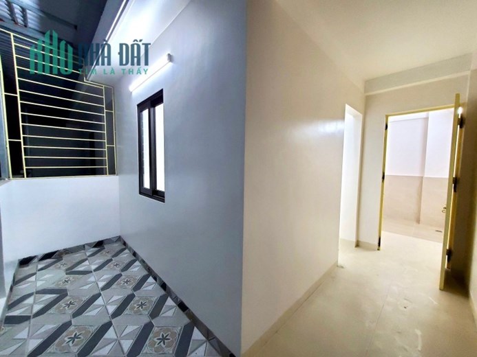 Bán nhà quận Thanh Xuân Giáp Nhất 2M 5T 3 ngủ ngõ thông Ô TÔ ĐỖ CỔNG nhỉnh 5 tỷ lh  0817606560