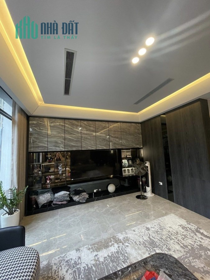 Bán nhà 78m2 phố Nghi Tàm, Tây Hồ Thang máy Nhập 8 phòng ngủ Dòng tiền ổn 9.1 Tỷ